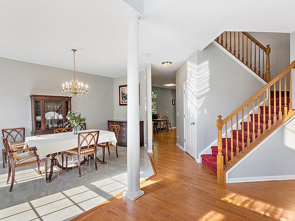3rd image of 440 Windham Trl