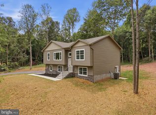 131 Triumph Ln, Hedgesville, WV 25427