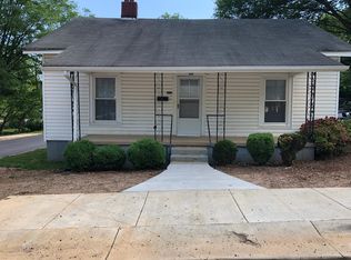 323 Dingler Ave, Mooresville, NC 28115