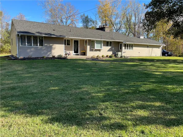 20 Pease Rd, Spencerport, NY 14559