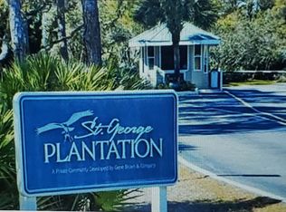 1476 Blueberry Rd, Eastpoint, FL 32328