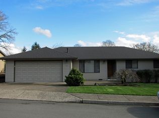 765 Heather Way, Gladstone, OR 97027