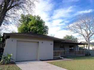 210 W Wheeler Rd, Seffner, FL 33584