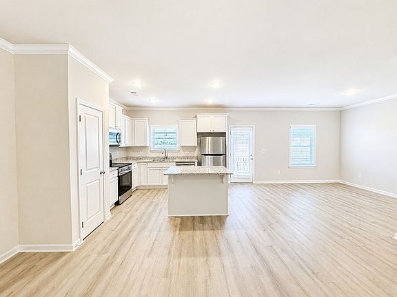 4th image of 208B Harvest Ridge Ln Unit 208-B