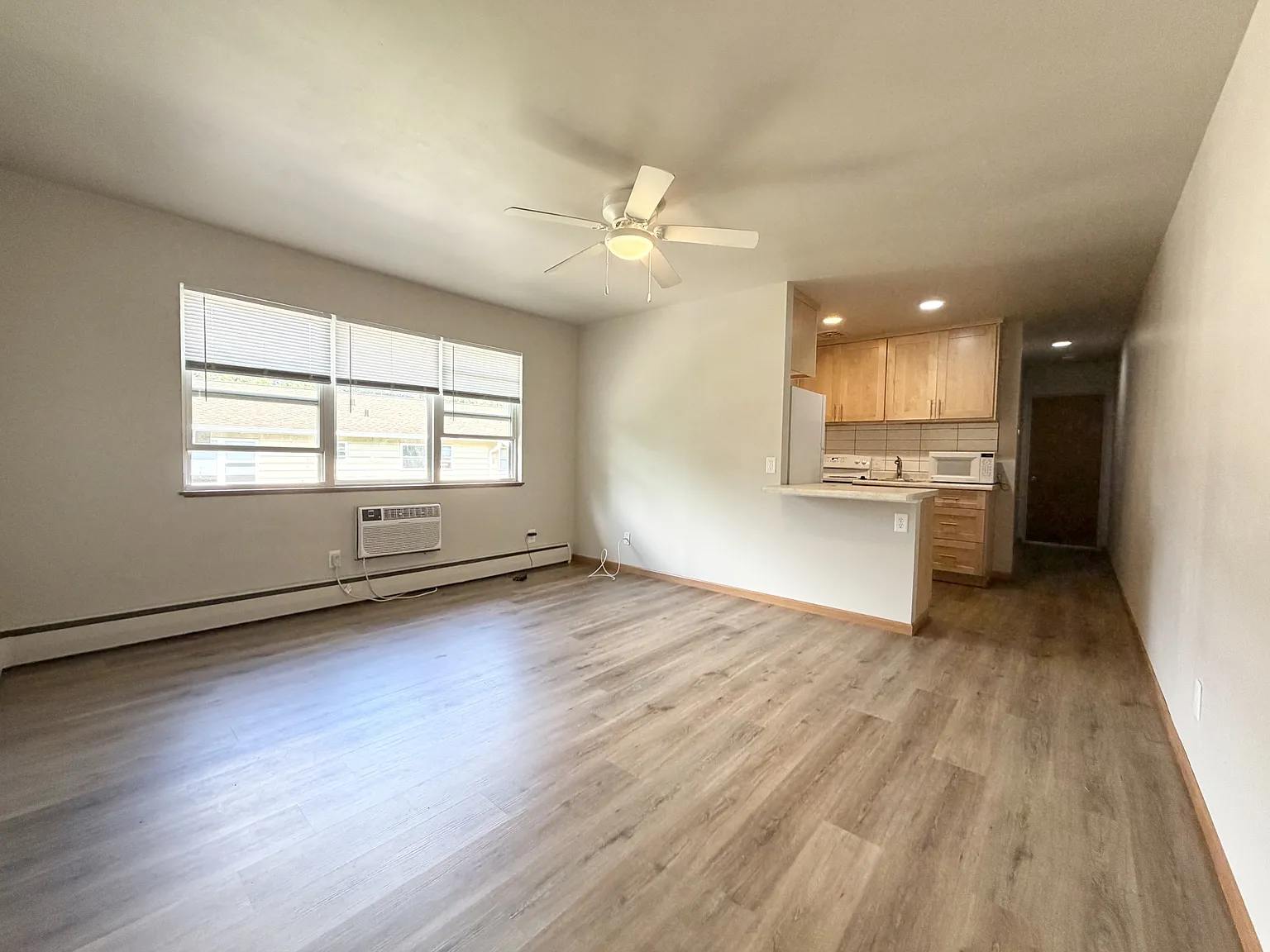 1705 Camus Lane - 1709-5 — Photo 4