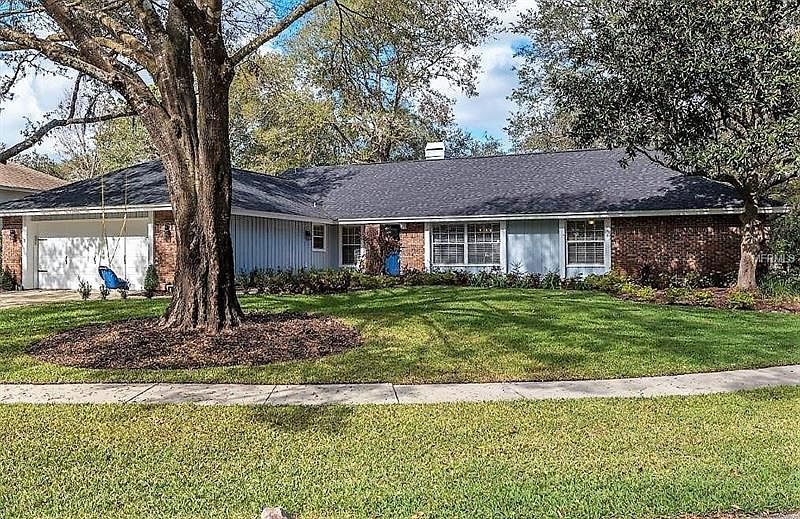 1st image of 246 Shady Oaks Cir