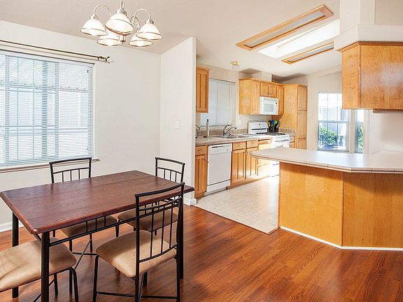 5th image of 575 San Pedro Ave Spc 14