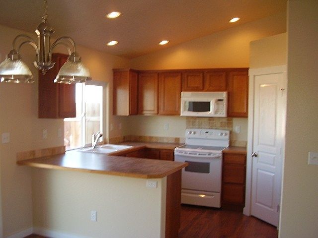 2nd image of 17317 N Midsummers Ln