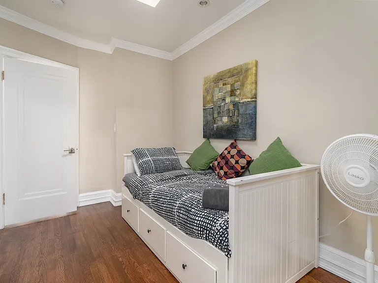 2650 Woodley Pl NW — Photo 40