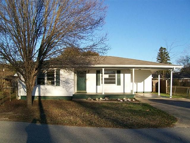 1st image of 315 48th Ave