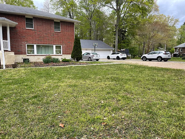402 Brokenbridge Rd — Photo 11