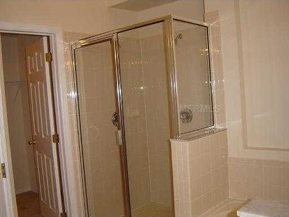 4th image of 1027 Willow Branch Dr