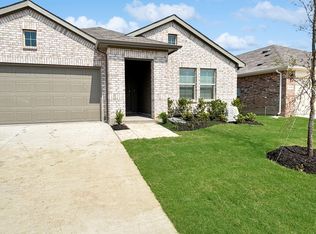 1320 Fitzgerald St, Krum, TX 76249