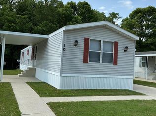 10 Lakeside Dr, Lima, OH 45804