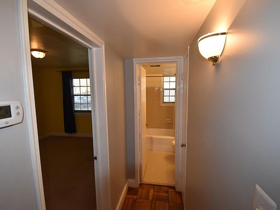 5th image of 2107 N Scott St APT 66