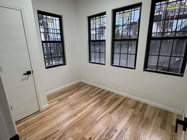 1827 Amethyst St — Photo 7