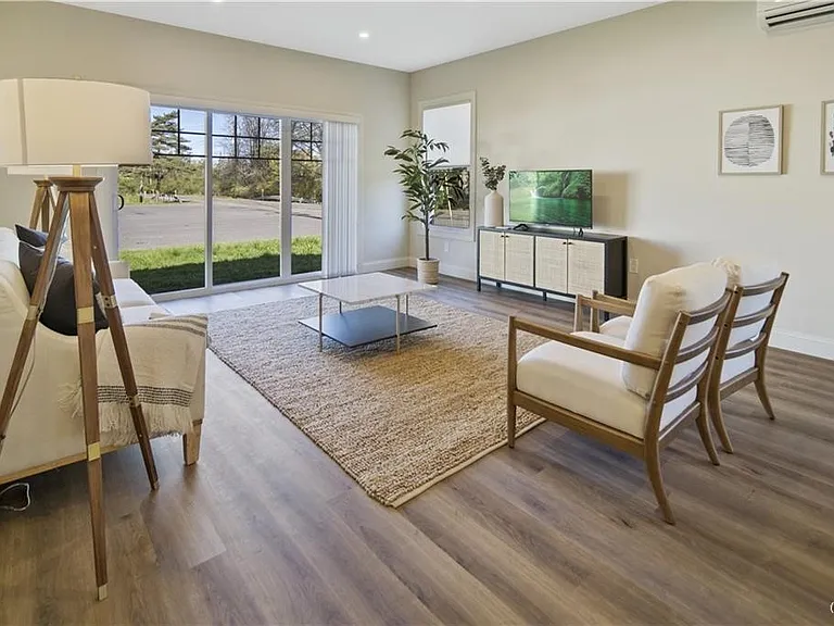 20 Blue Heron Way — Photo 15