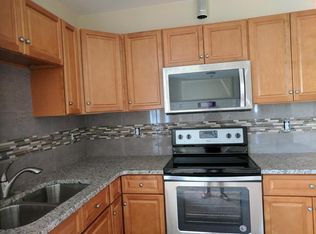 114 Winfield St #2, Worcester, MA 01602