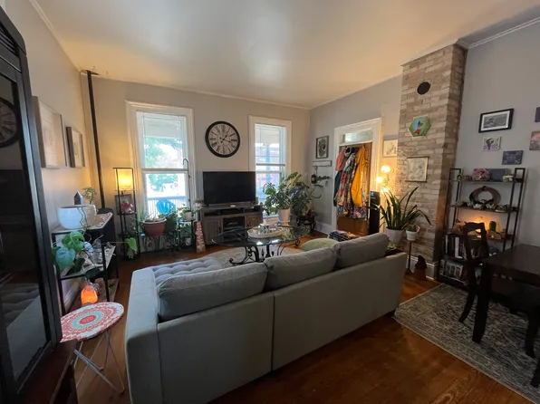 211 Union Ave NE APT 1, Grand Rapids, MI 49503