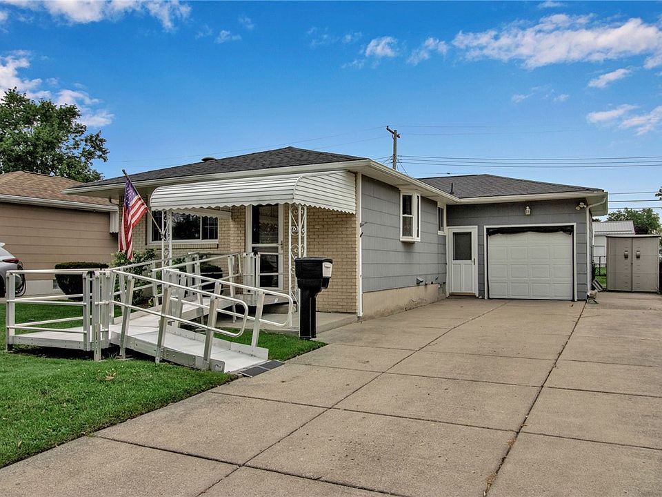 101 Autumn Lea Rd, Depew, NY 14043 Zillow