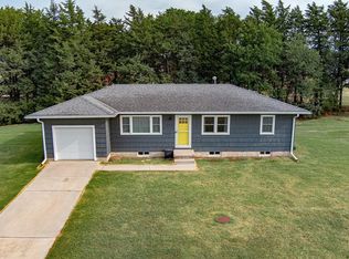 222 W Park St, Lincoln, KS 67455