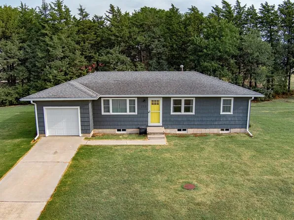 222 W Park St, Lincoln, KS 67455