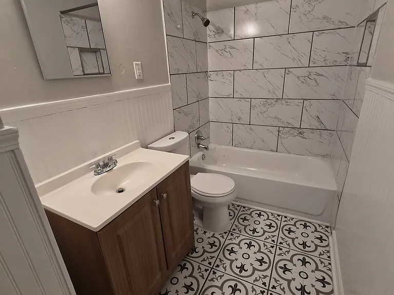 3535 Hester Ave — Photo 4