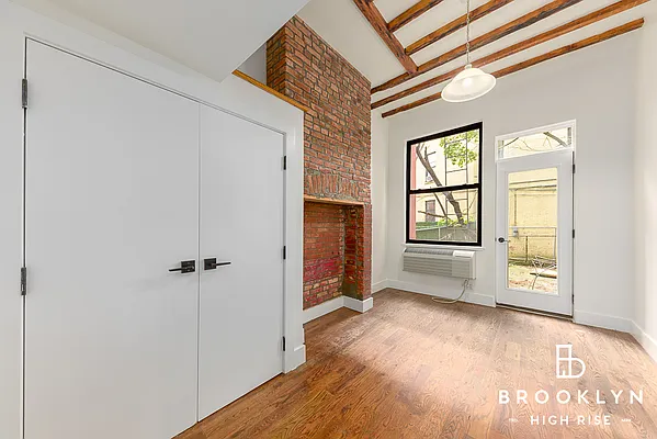 Rented by Brooklyn High Rise LLC | media 10