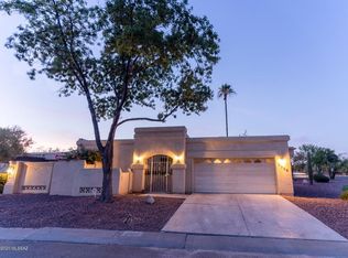 2500 W Crown King Dr, Tucson, AZ 85741