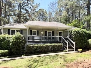 15 Briarwood Ln, Newnan, GA 30265