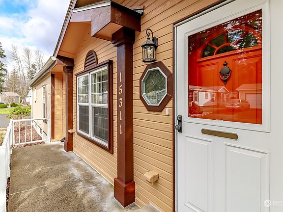 3rd image of 15311 124th Avenue Ct E