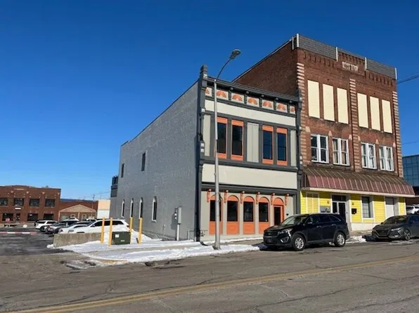 30 W 9th St, Anderson, IN 46016