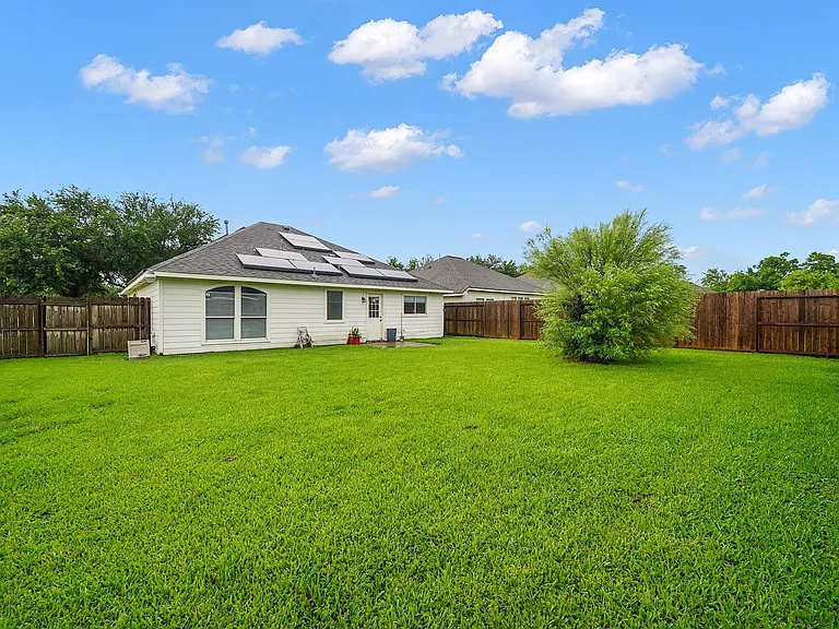 4006 Raspberry Ct — Photo 18