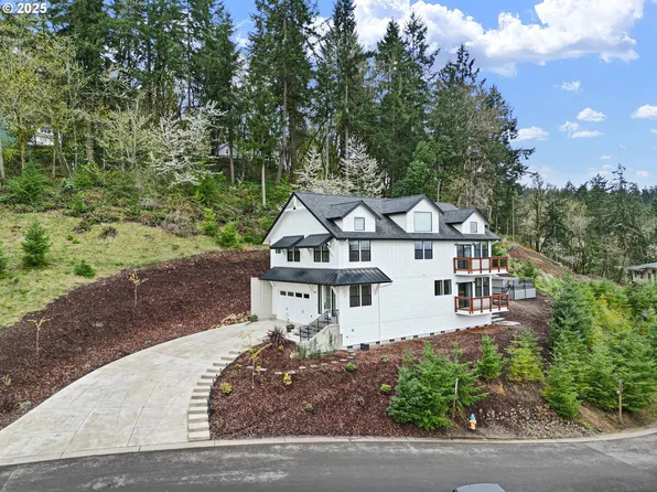 3472 Mountain Ash Blvd, Eugene, OR 97405