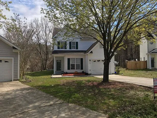 19 Keswick Ct — Photo 2