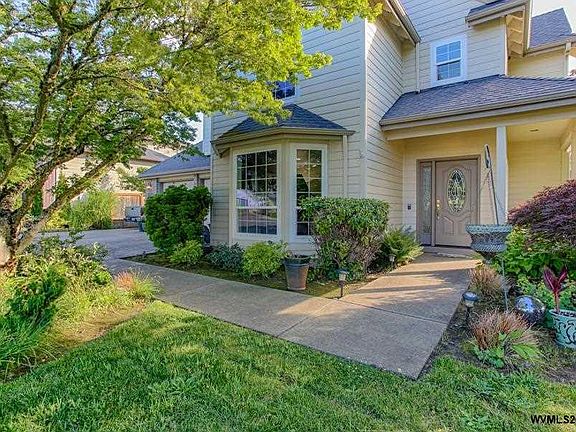 4th image of 2665 Hoover Ave NW