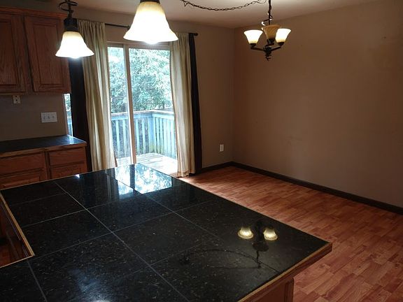 4th image of 8829 Skokomish Way NE