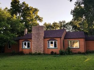 1705 S Calhoun Rd, New Berlin, WI 53151