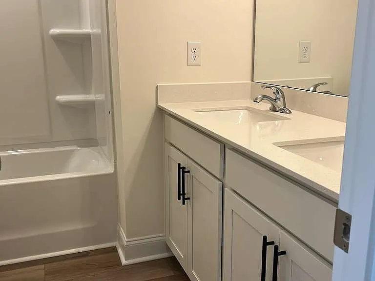 54 Amaryllis Ln — Photo 21