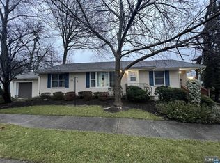 472 Ridgewood Rd, Washington Township, NJ 07676