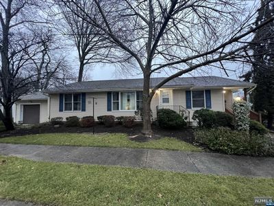 472 Ridgewood Rd, Washington Township, NJ, 07676
