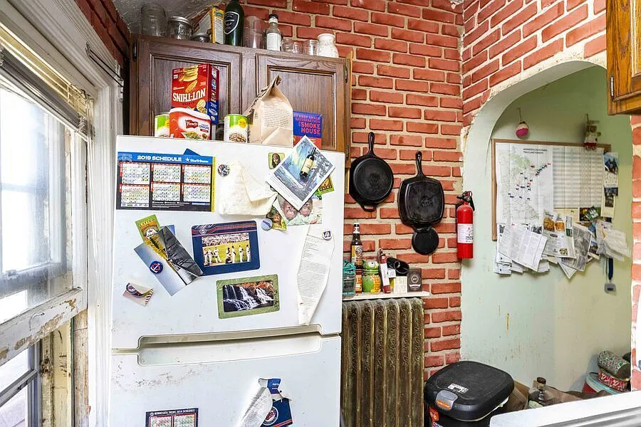 1 bed, $1,000 — Photo 2