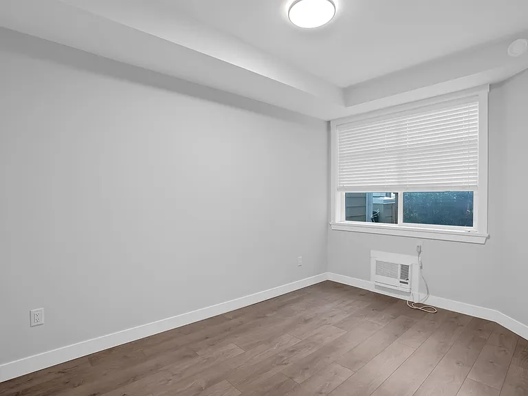 20686 Eastleigh Cres #107 — Photo 13
