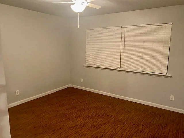 2703 Patricia Ln — Photo 7