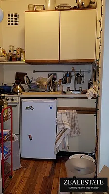 Rented by ZealEstate Group Inc | media 24