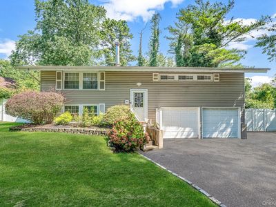 27 Split Cedar Drive, Islandia, NY, 11749