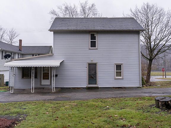 4th image of 137 6th St