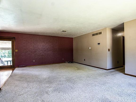 2nd image of 23370 Surrey Ln