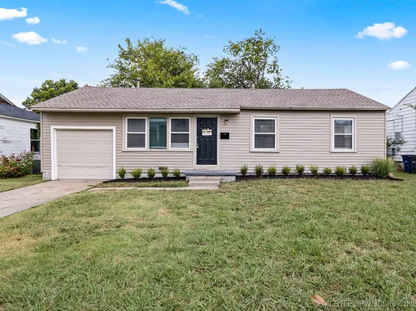 6207 E Newton St, Tulsa, OK 74115