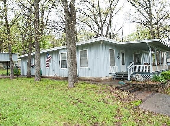 3rd image of 419 Sherman Dr